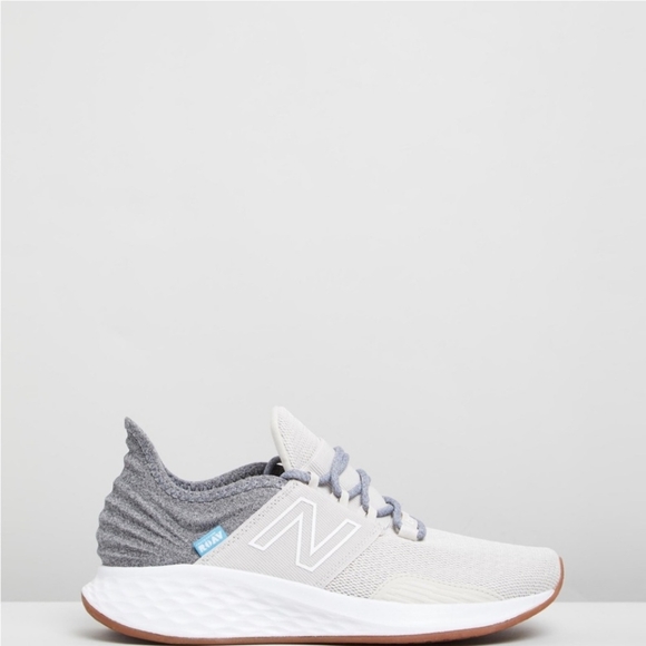 New Balance Shoes - New Balance Fresh Foam Roav Tee